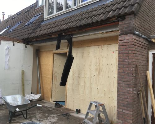 Aanbouw plaatsen